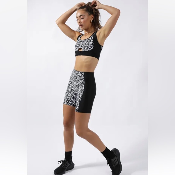 Adam Selman Sport active set - Picture 2 of 11